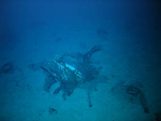 Unidentified wreckage on seabed